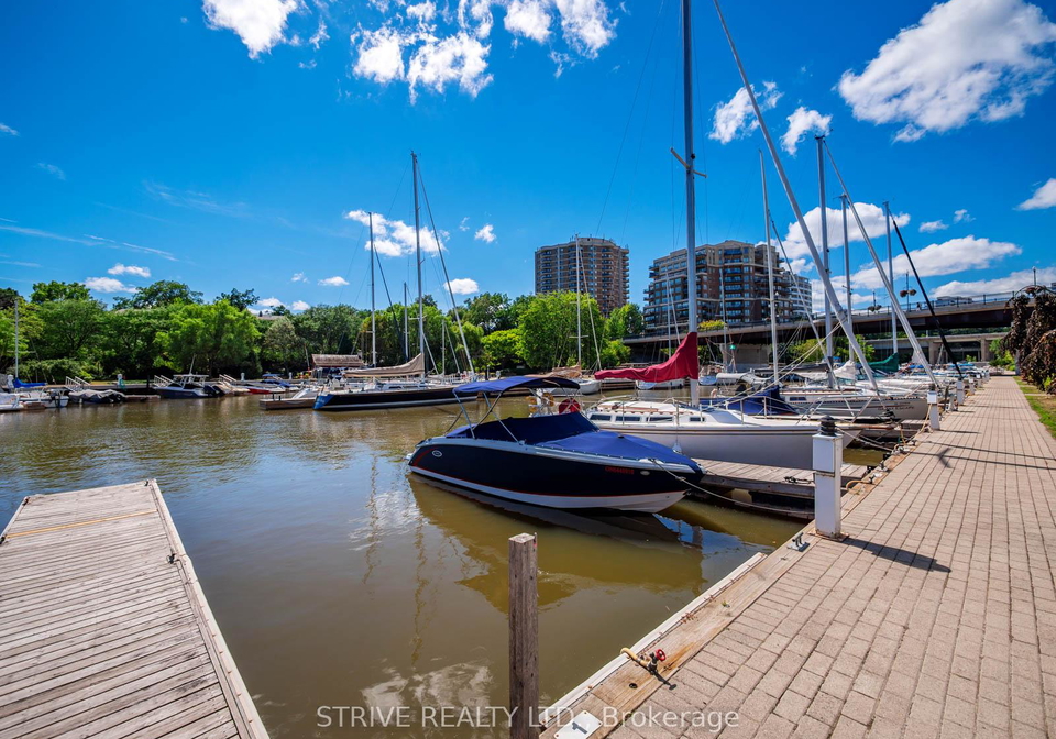 100-lakeshore-road-e-oakville-ontario-w12674854
