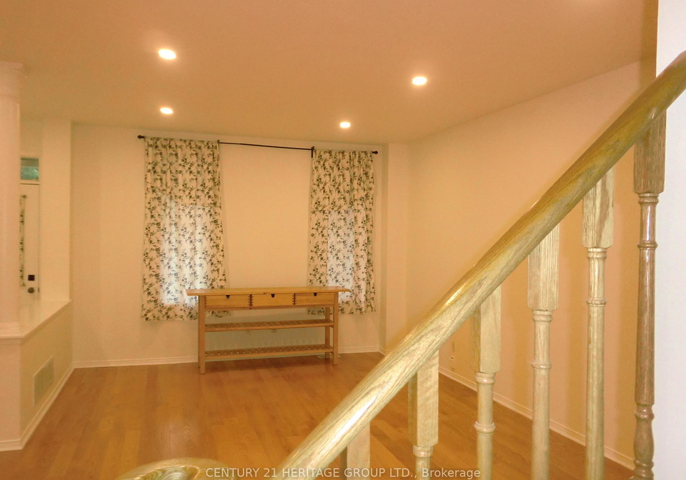 32-leitch-avenue-york-ontario-w12674882