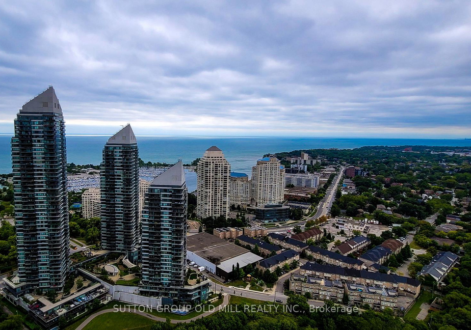 36-park-lawn-road-etobicoke-ontario-w12675072