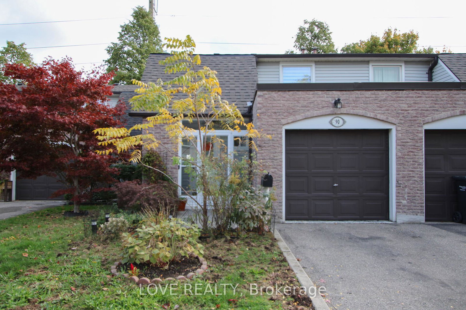 2440-bromsgrove-road-mississauga-ontario-w12675266