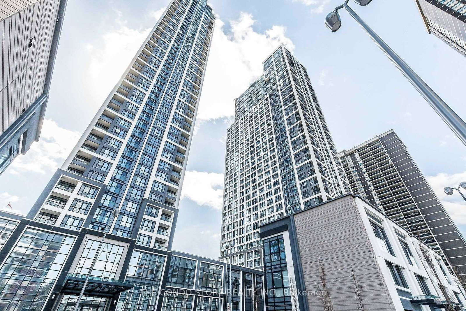 5-mabelle-avenue-etobicoke-ontario-w12675326