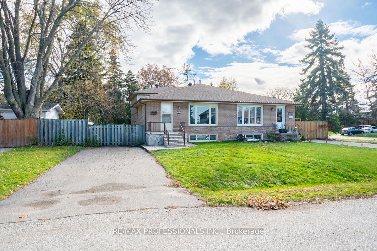 1275-pallatine-drive-oakville-ontario-w12675408