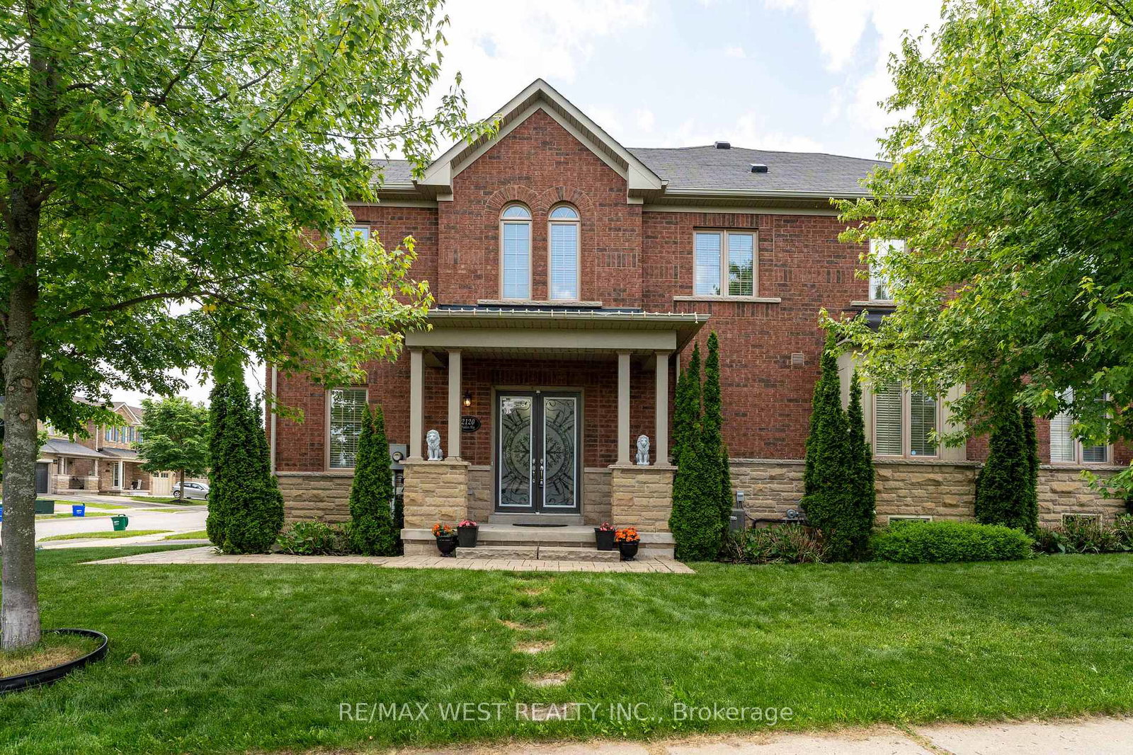 2120-fiddlers-way-oakville-ontario-w12675706