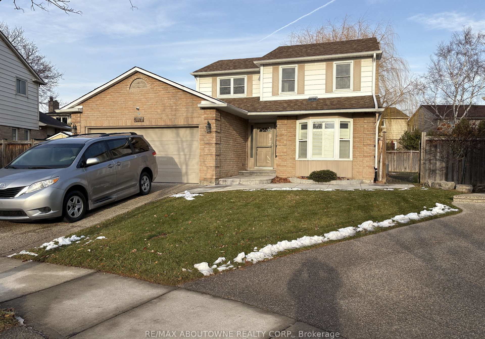 2179-maplewood-drive-burlington-ontario-w12675828
