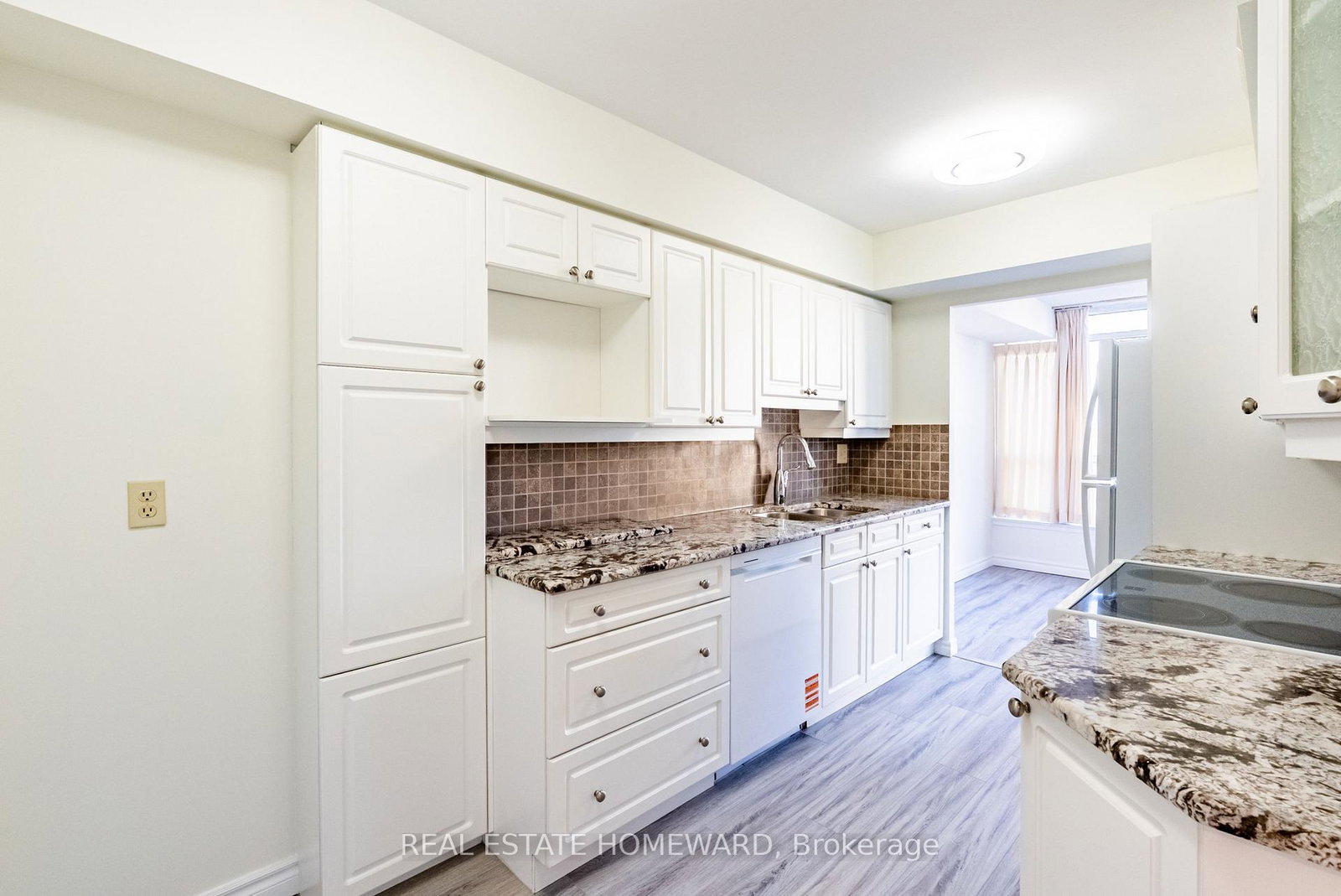 55-elm-drive-w-mississauga-ontario-w12676072