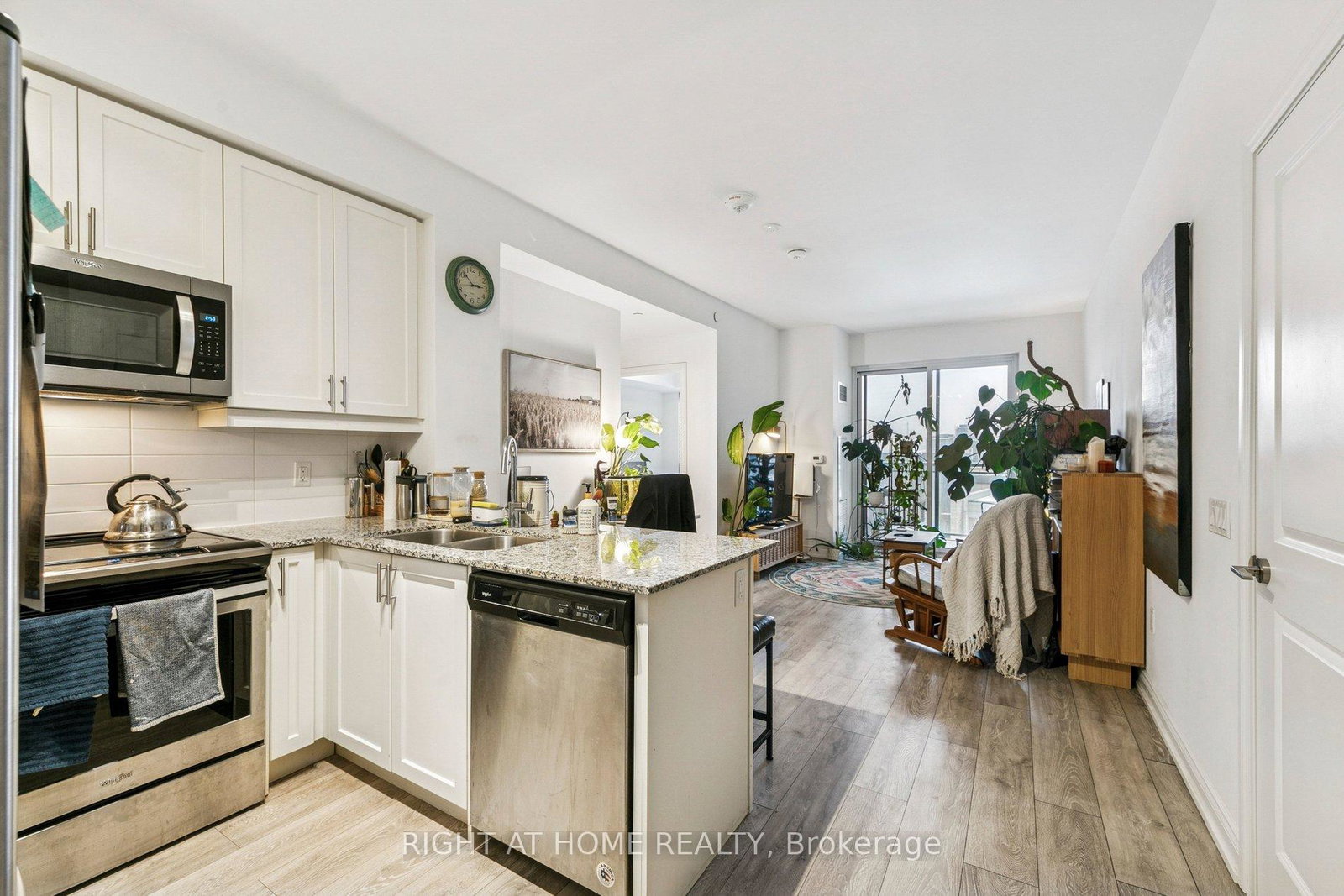 1050-main-street-e-milton-ontario-w12676234