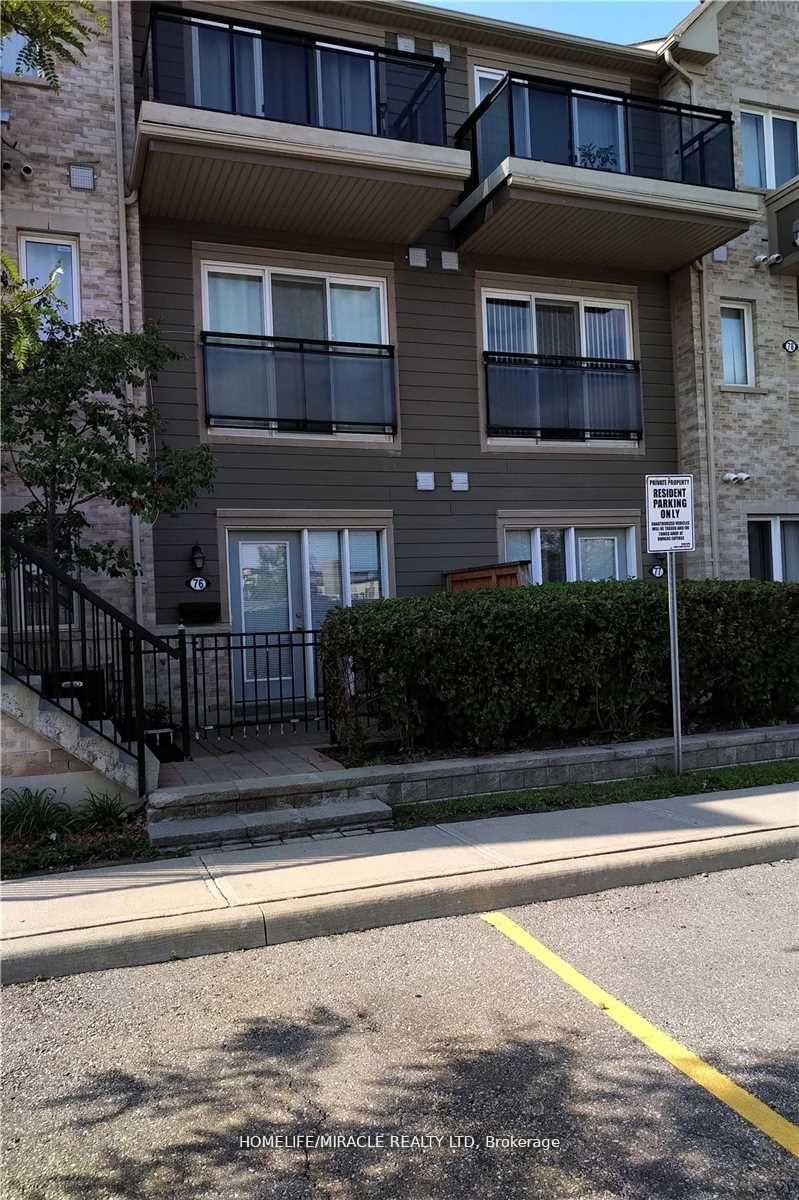 60-fairwood-circle-brampton-ontario-w12676282