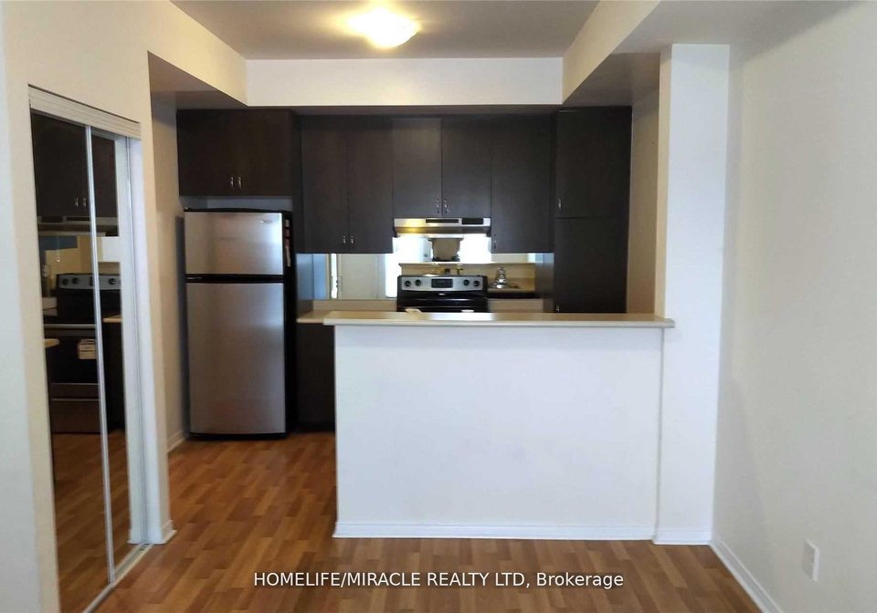 60-fairwood-circle-brampton-ontario-w12676282