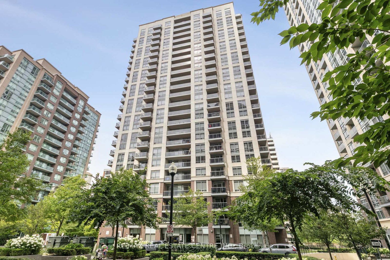 5-michael-power-place-etobicoke-ontario-w12676392