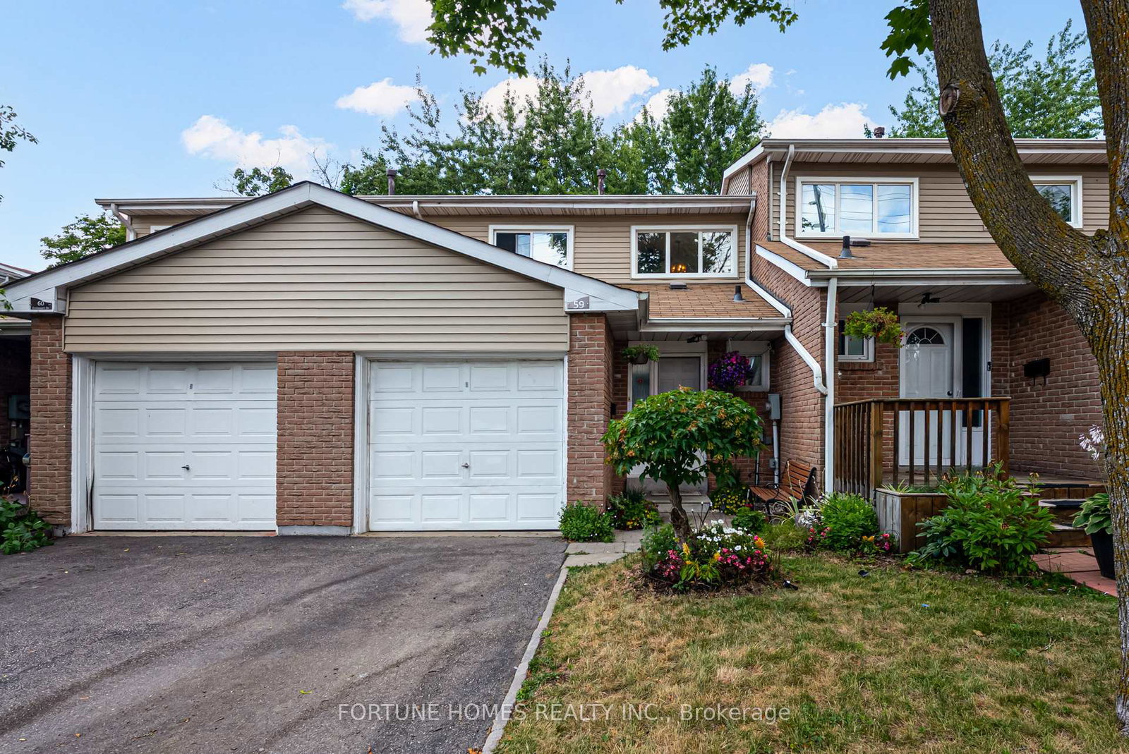 enmount-drive-brampton-ontario-w12676430