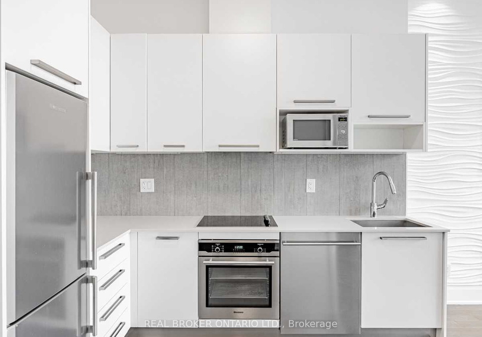 36-park-lawn-road-etobicoke-ontario-w12676696