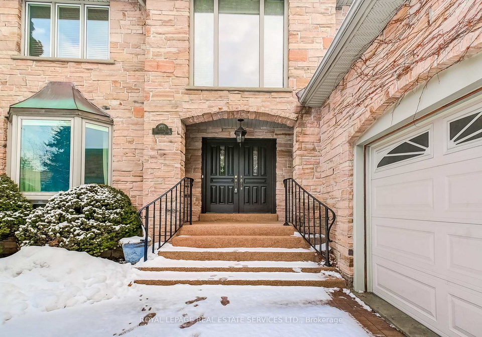 4261-bridlepath-trail-mississauga-ontario-w12676808