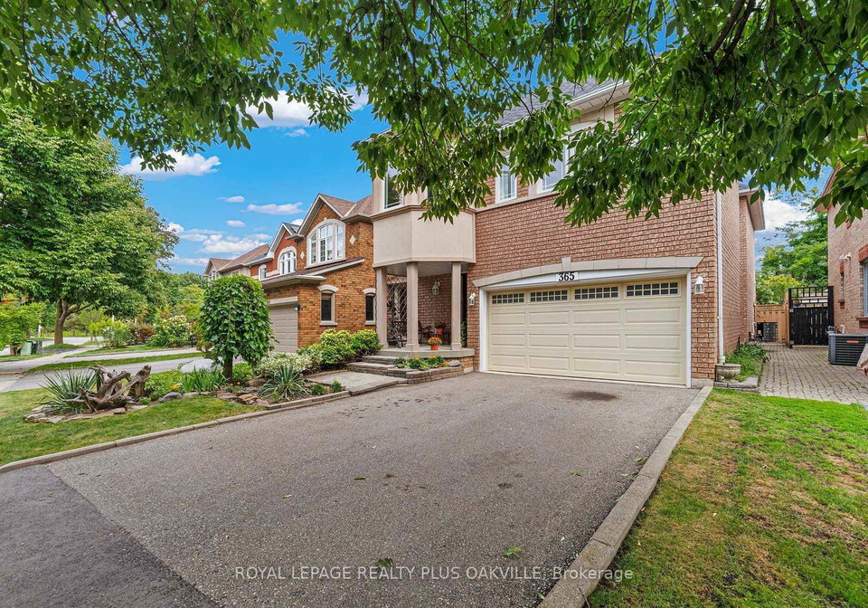 365-turnberry-crescent-mississauga-ontario-w12677080