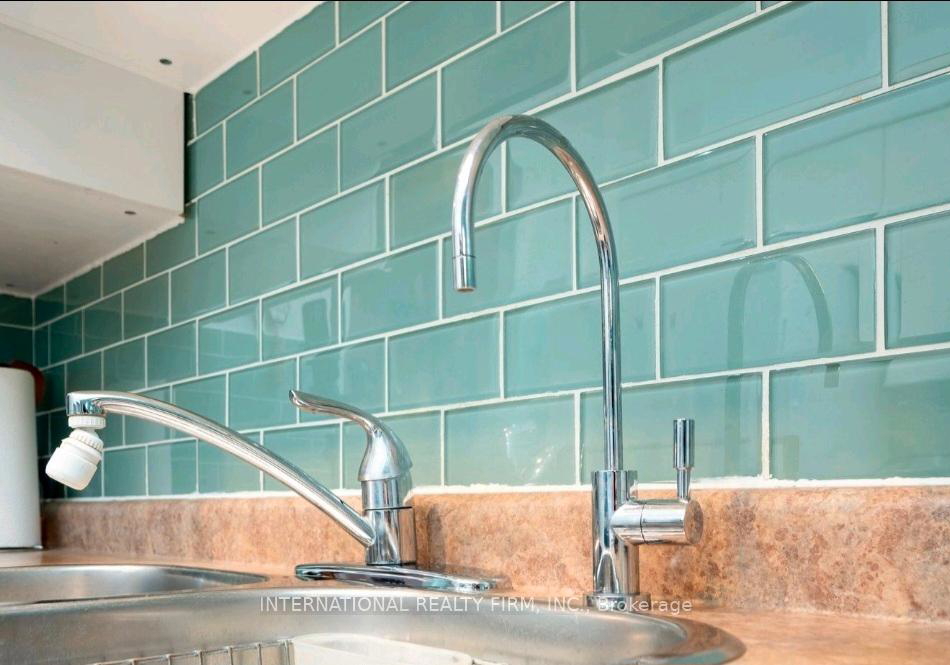 2542-argyle-road-mississauga-ontario-w12677190