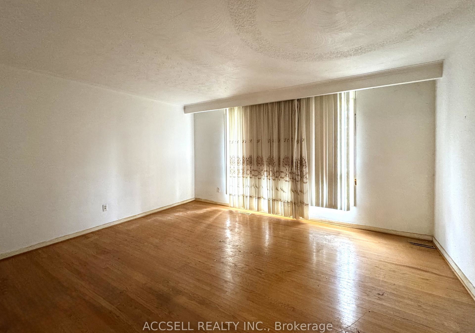 403-chantenay-drive-mississauga-ontario-w12677216