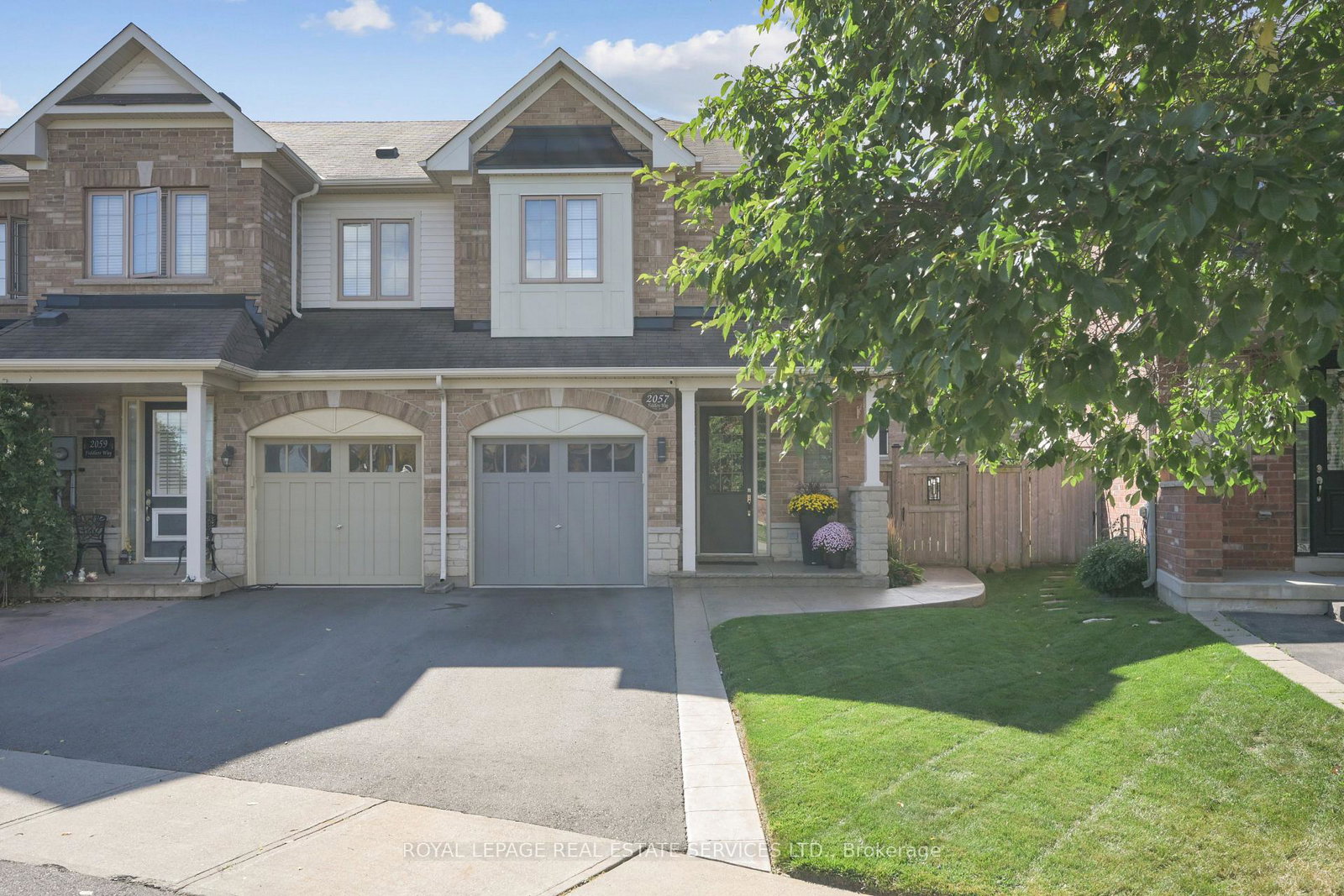 2057-fiddlers-way-oakville-ontario-w12677374