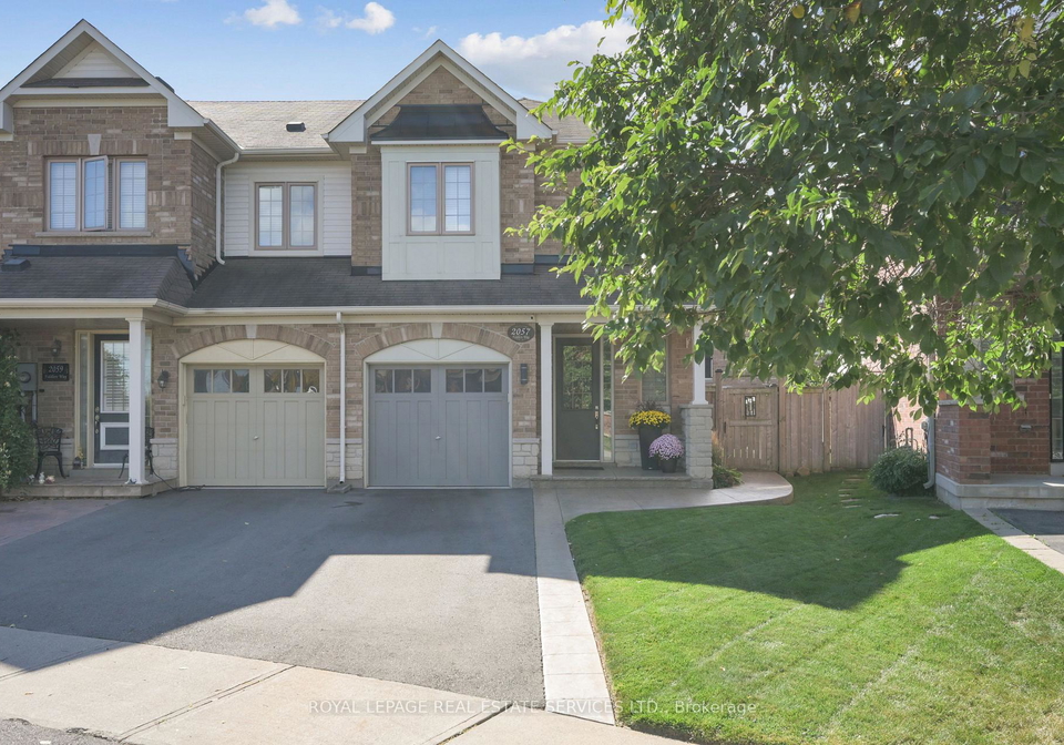 2057-fiddlers-way-oakville-ontario-w12677374