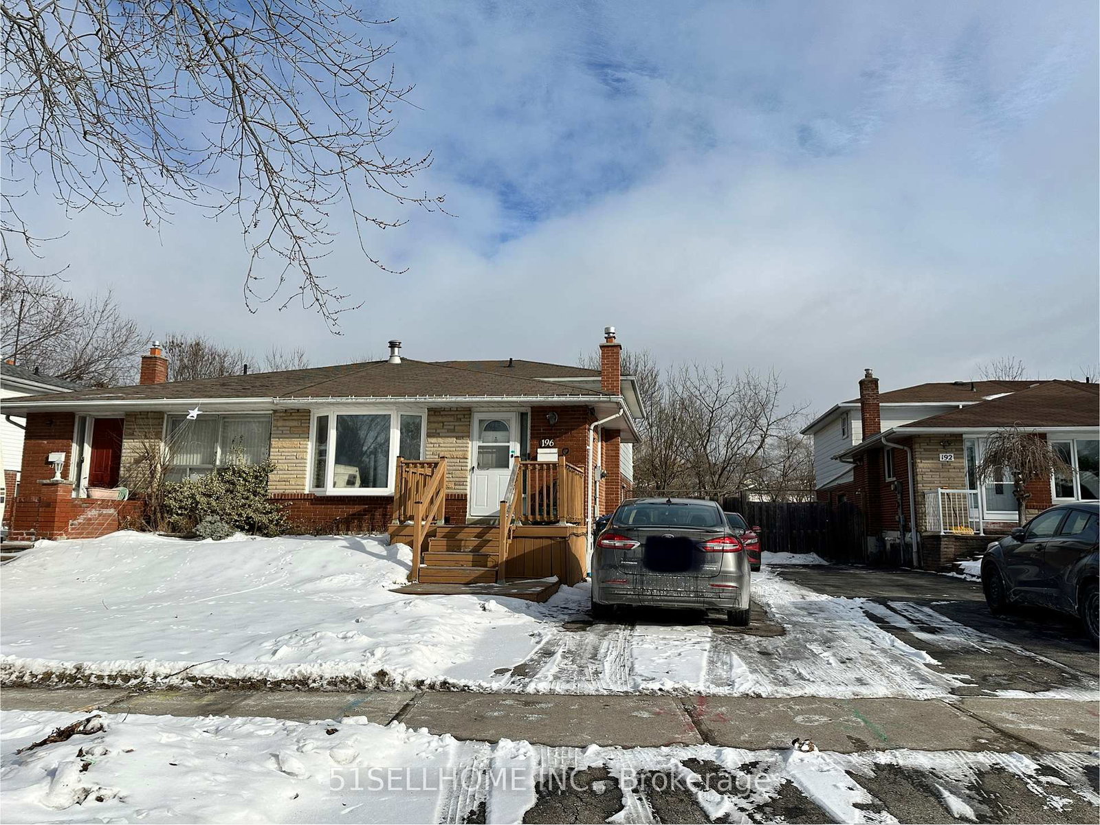 196-voltarie-crescent-mississauga-ontario-w12677504