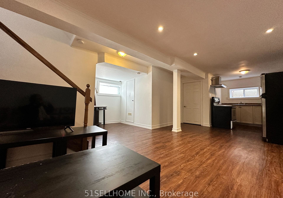 196-voltarie-crescent-mississauga-ontario-w12677504