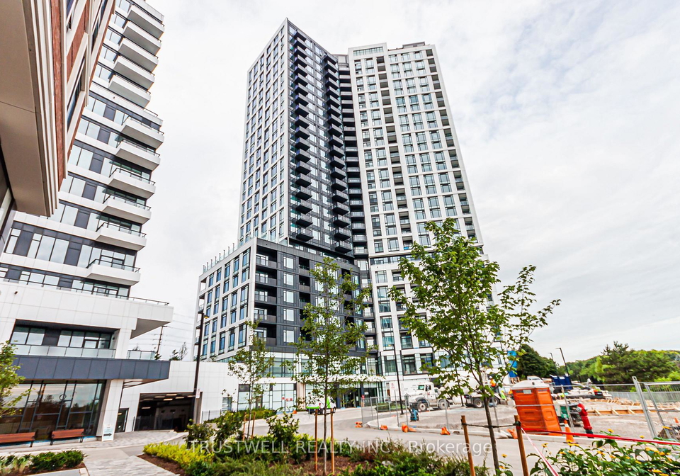 2495-eglinton-avenue-w-mississauga-ontario-w12677814