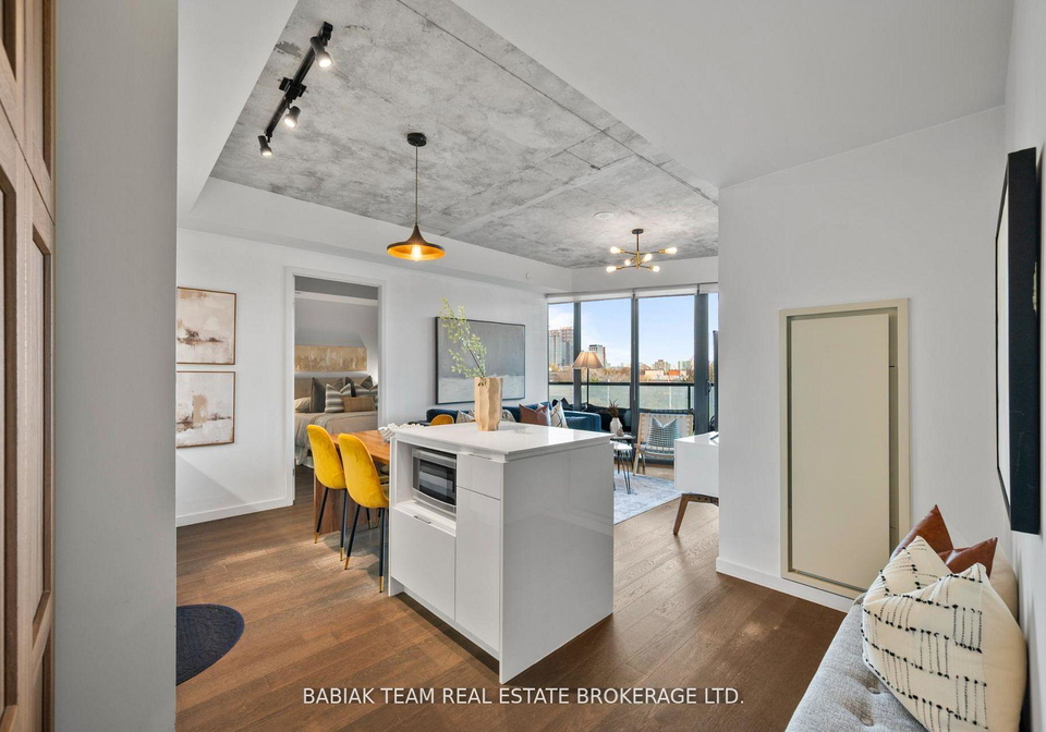 383-sorauren-avenue-toronto-ontario-w12678140