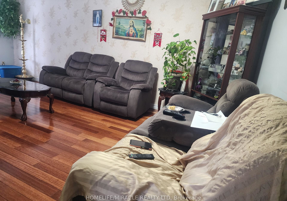 633-alexandria-crescent-brampton-ontario-w12678164