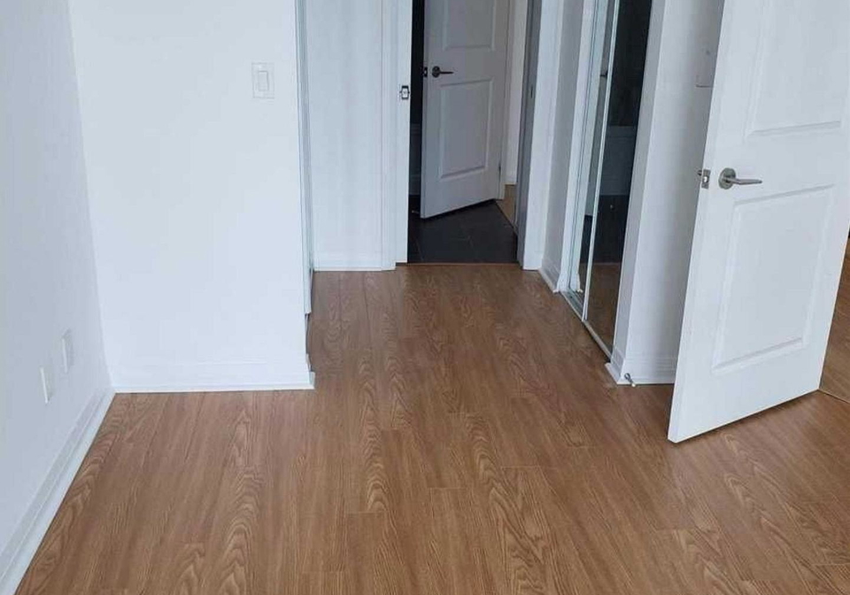 55-eglinton-avenue-w-mississauga-ontario-w12678250