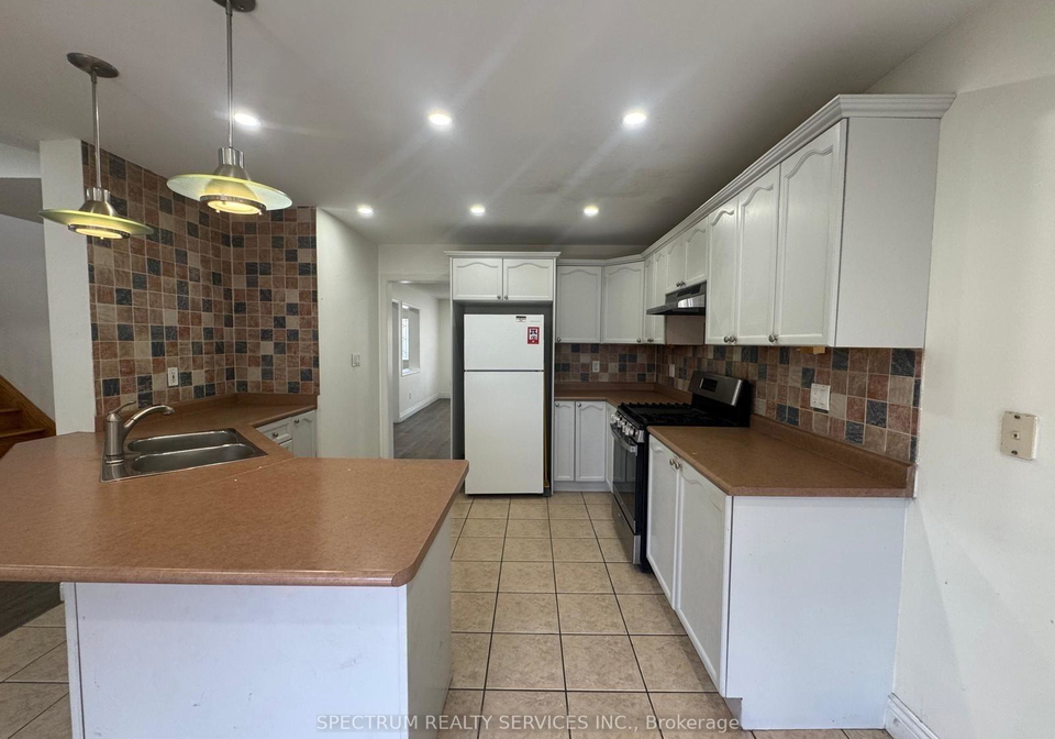 1684-norris-circle-milton-ontario-w12678470