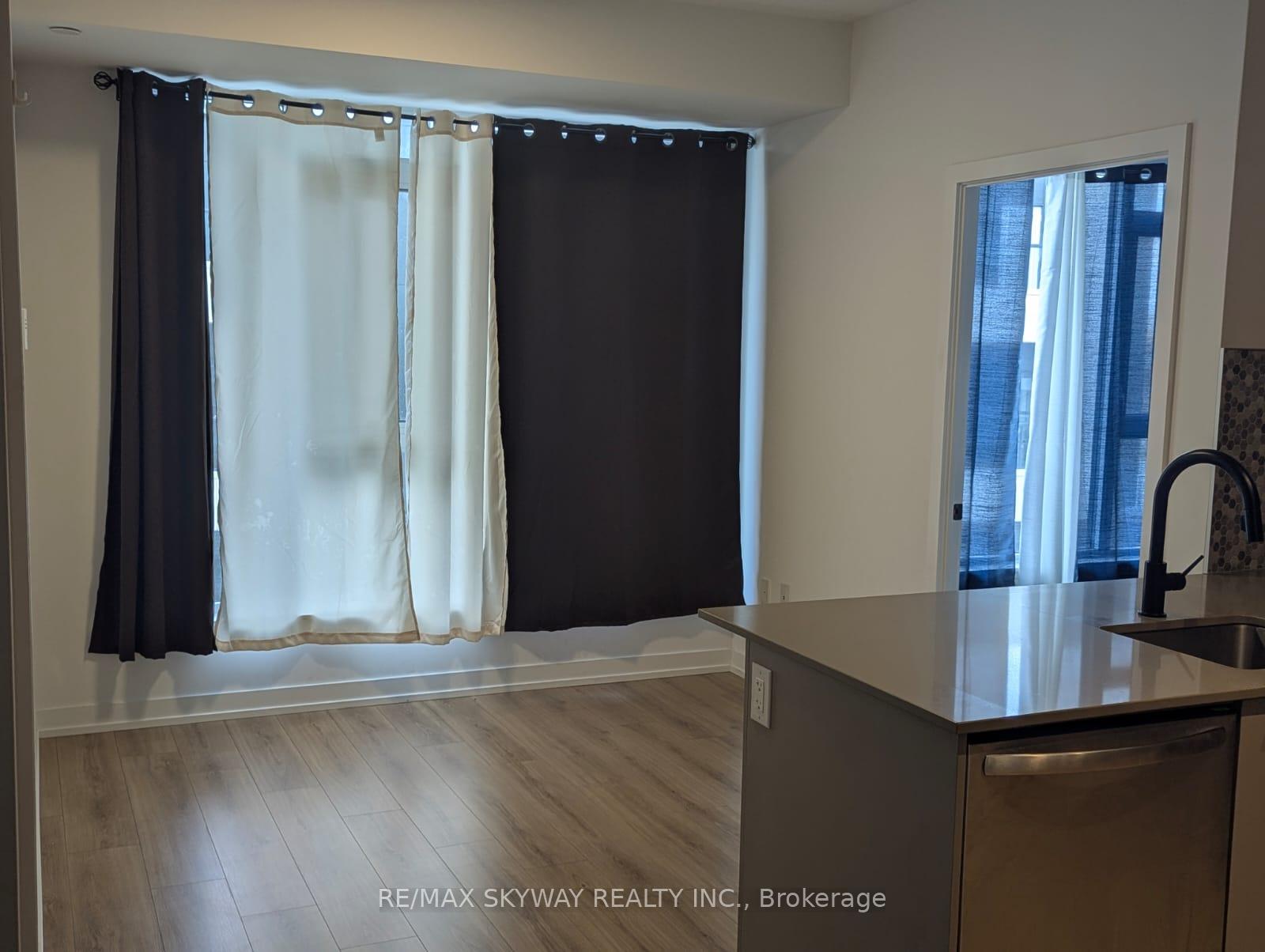 10-lagerfeld-drive-brampton-ontario-w12678518