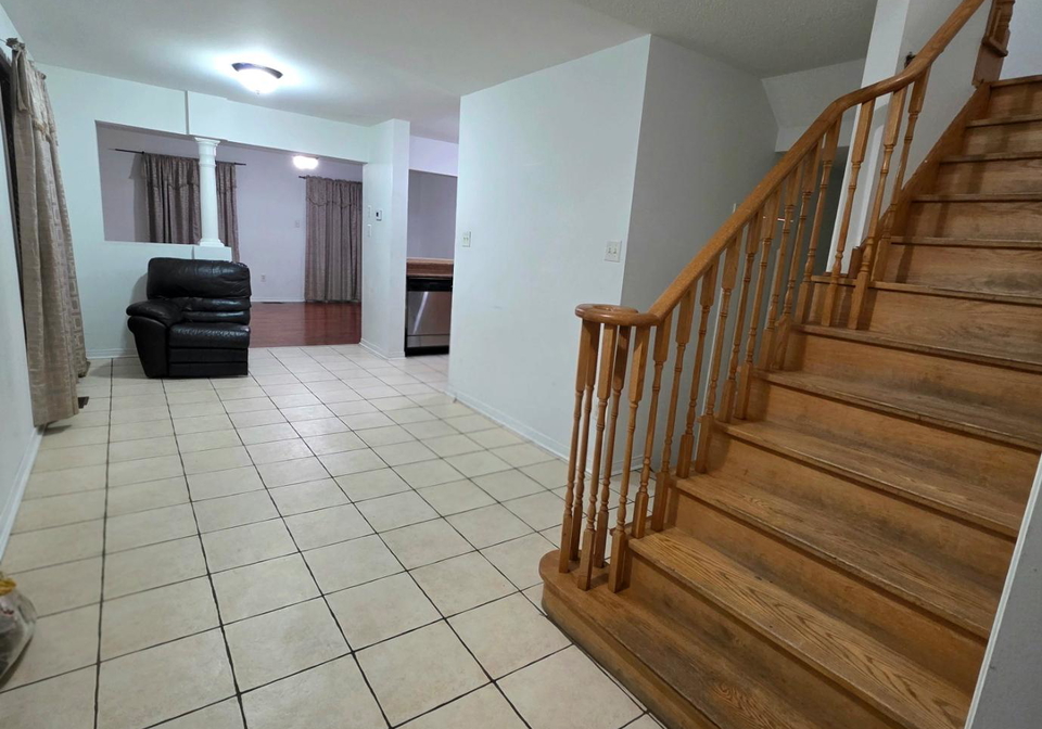 39-rotunda-street-brampton-ontario-w12678642