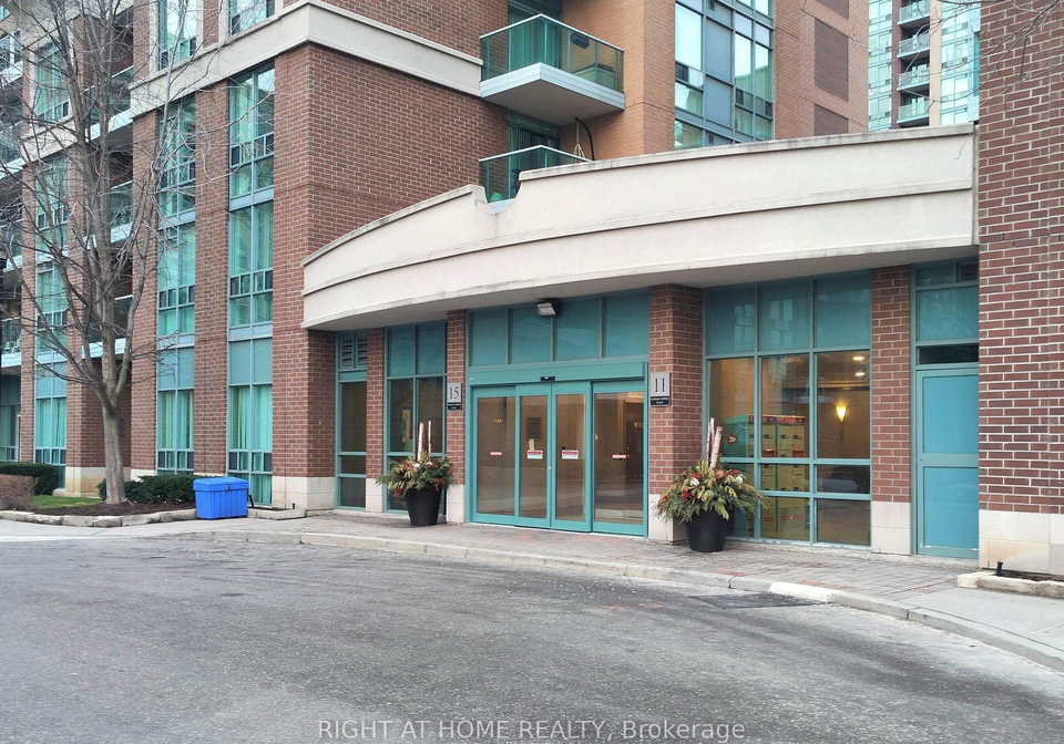 15-michael-power-place-s-etobicoke-ontario-w12678736