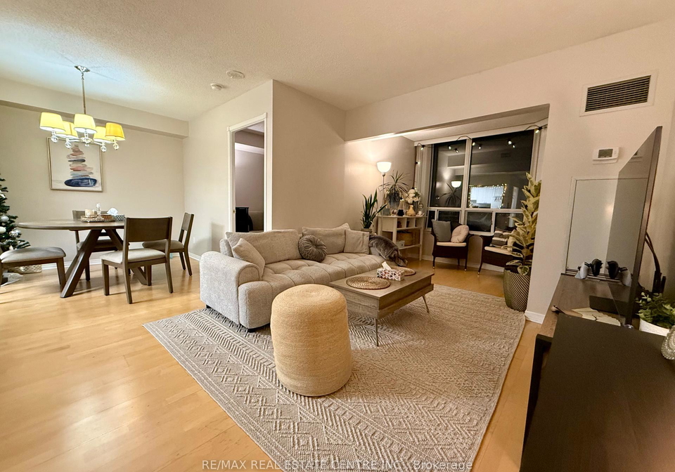 135-hillcrest-avenue-mississauga-ontario-w12678912