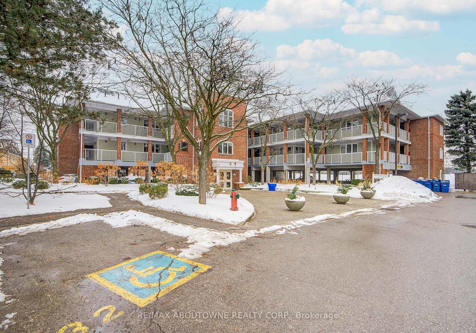 101-bristol-road-e-mississauga-ontario-w12678928