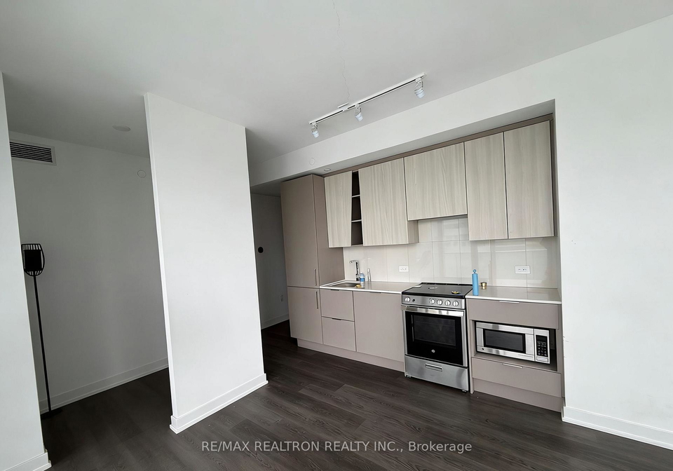 3900-confederation-parkway-mississauga-ontario-w12679022