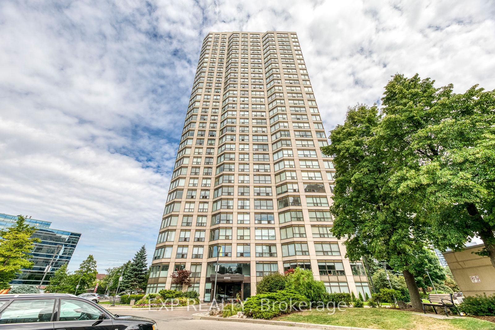 2269-lake-shore-boulevard-w-etobicoke-ontario-w12679188