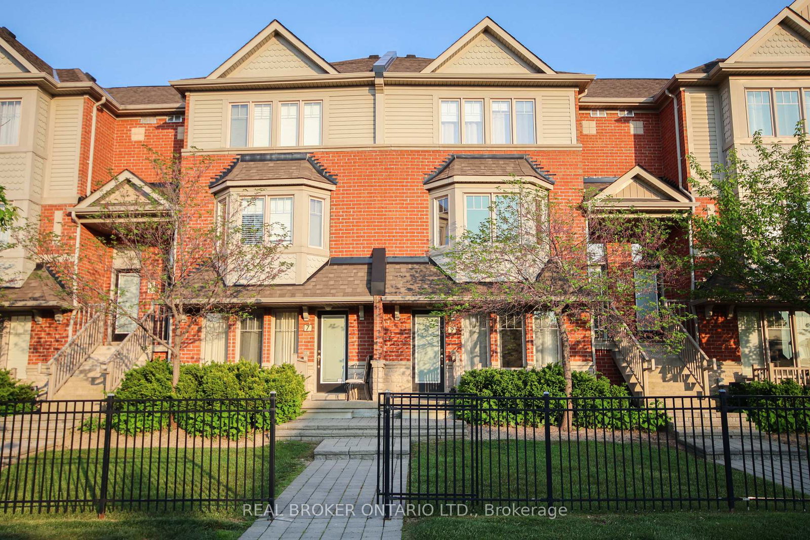 3200-bentley-drive-mississauga-ontario-w12679254