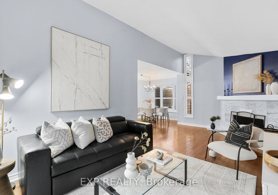 pierpont-place-mississauga-ontario-w12679374