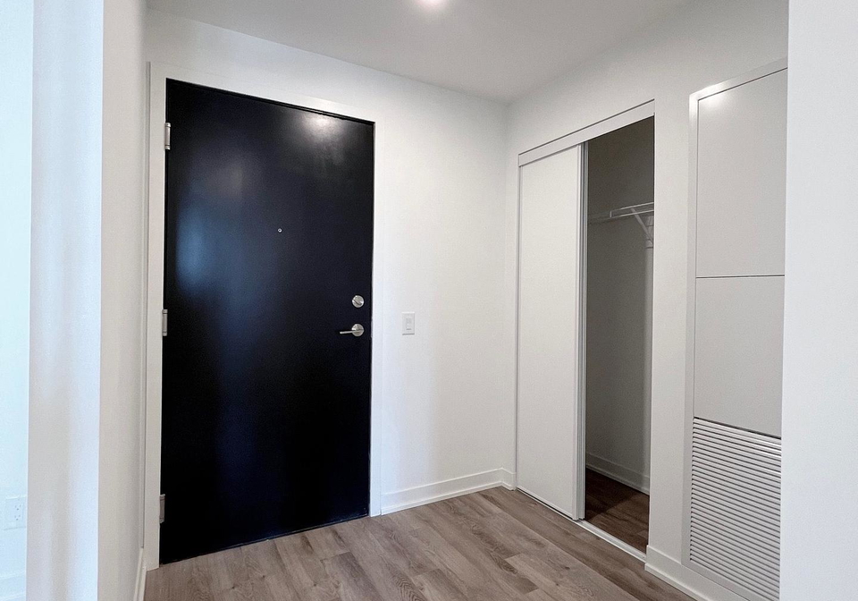 1808-st-clair-avenue-toronto-ontario-w12679468