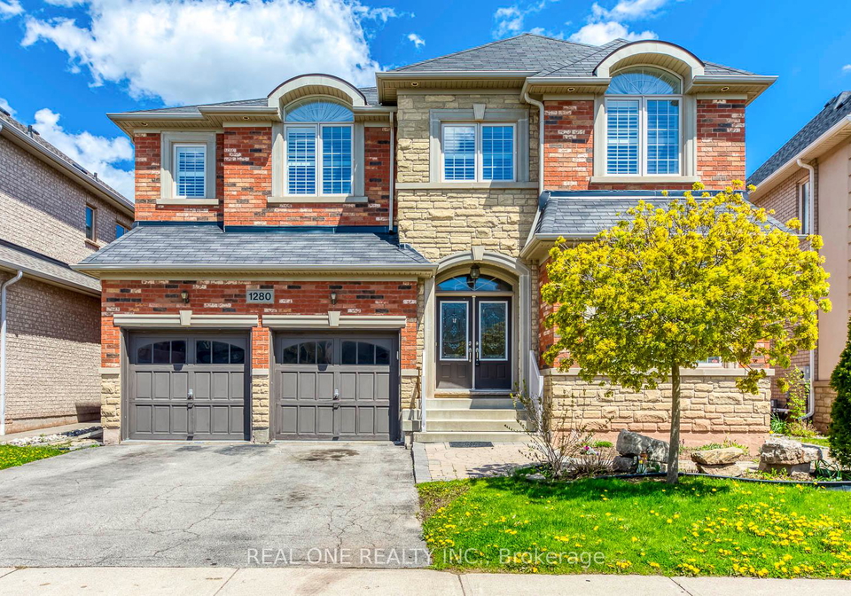 1280-kestell-boulevard-oakville-ontario-w12679500