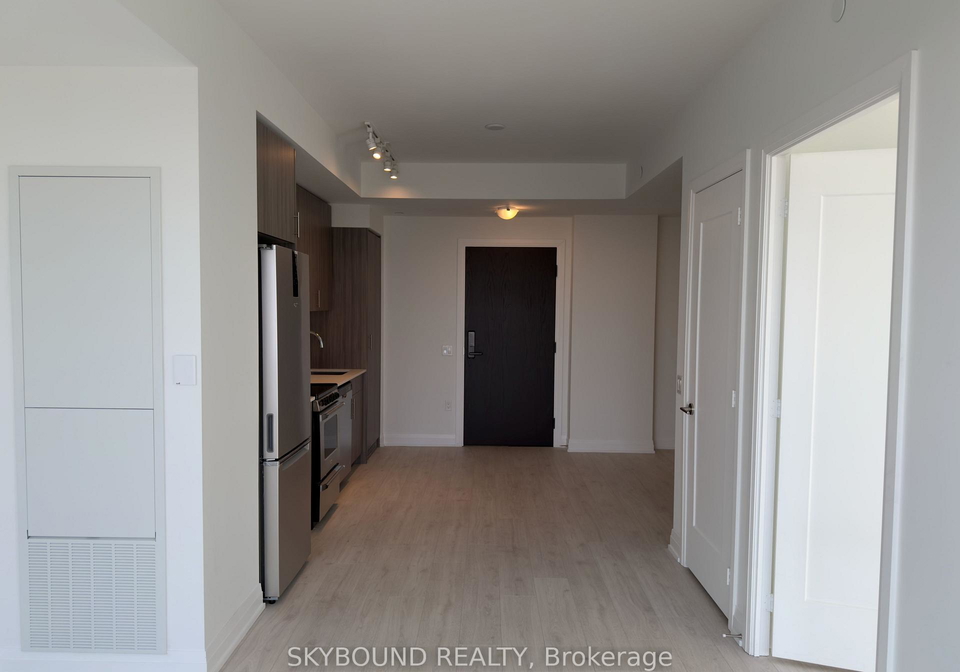 412-silver-maple-drive-oakville-ontario-w12679602