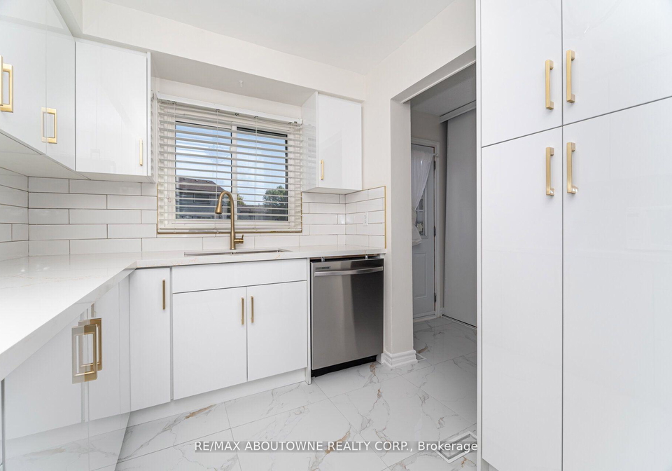 2779-gananoque-drive-mississauga-ontario-w12679678