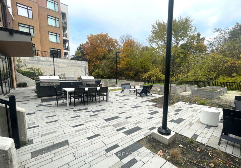 135-canon-jackson-drive-north-york-ontario-w12679770