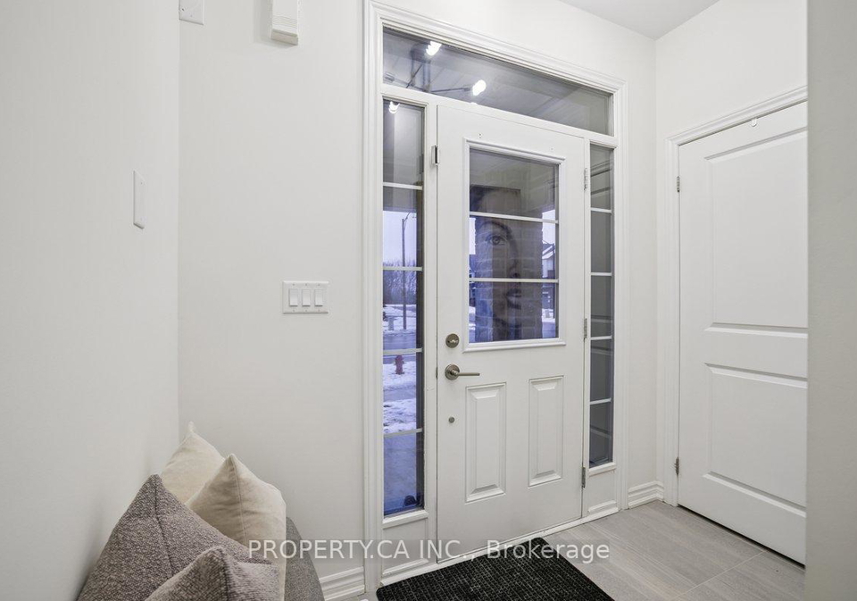 1527-kovachik-boulevard-milton-ontario-w12680060