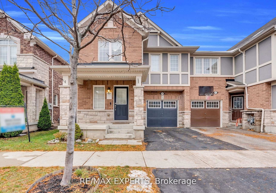 1544-gainer-crescent-milton-ontario-w12680174