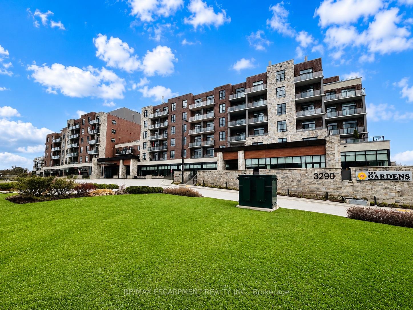 3290-new-street-burlington-ontario-w12680494