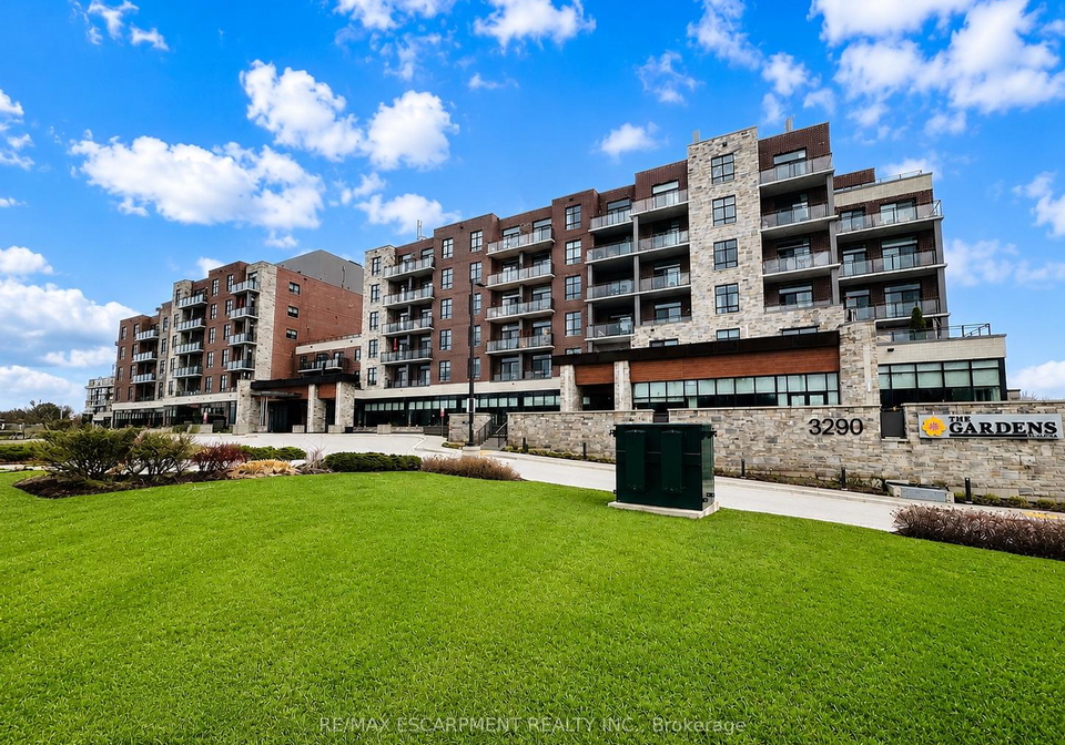 3290-new-street-burlington-ontario-w12680494