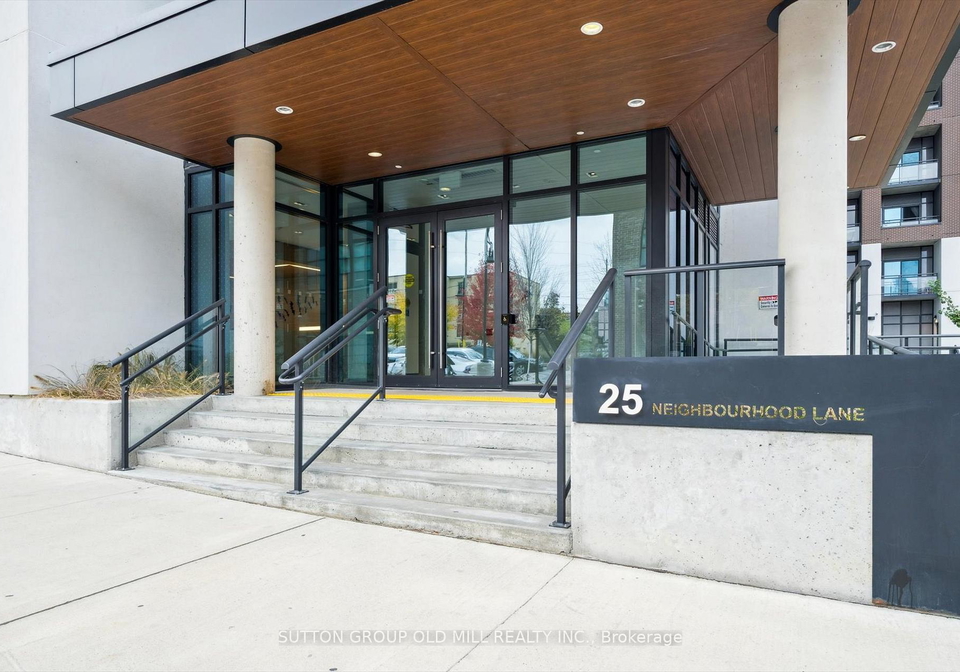 25-neighbourhood-lane-etobicoke-ontario-w12680648