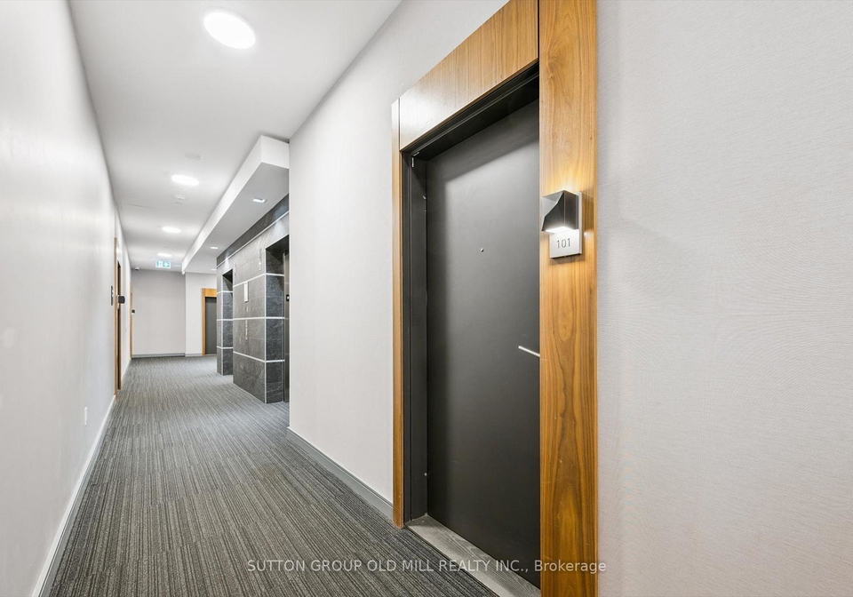 25-neighbourhood-lane-etobicoke-ontario-w12680648