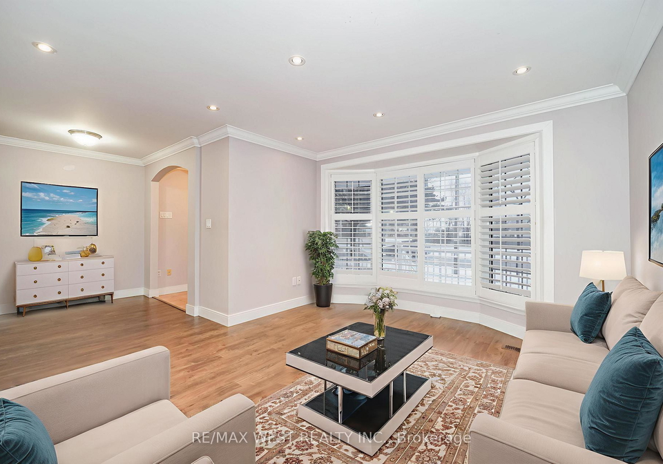 43-dunsany-crescent-etobicoke-ontario-w12680668