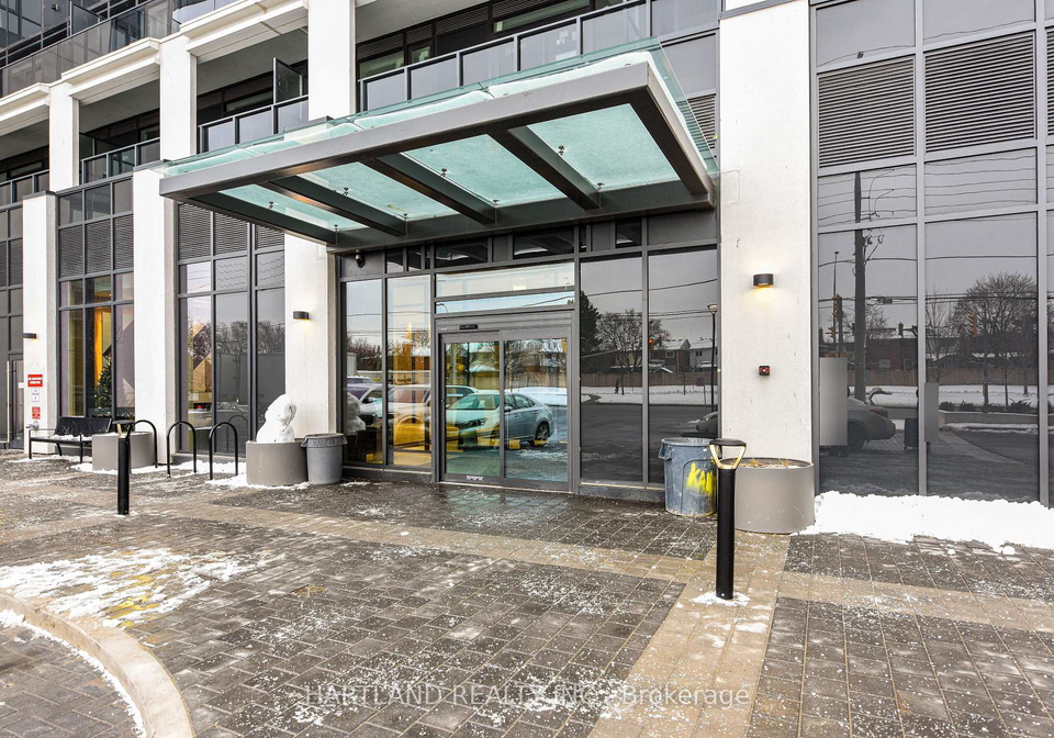 204-e-burnhamthorpe-road-e-mississauga-ontario-w12681214